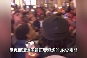 太美了 谁能抵抗赛场上活力无限的啦啦队呢.....